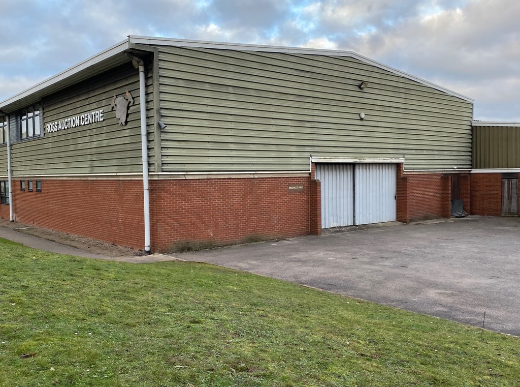 TO LET COMMERCIAL/INDUSTRIAL UNIT - Netherton Road, Overross Industrial Estate, Ross on Wye HR9 7QQ